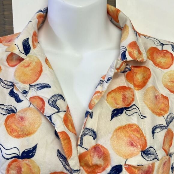 LOFT Sleep Peach Two Piece Set with Button Down Shirt and Pull On Shorts- Small - Picture 5 of 15